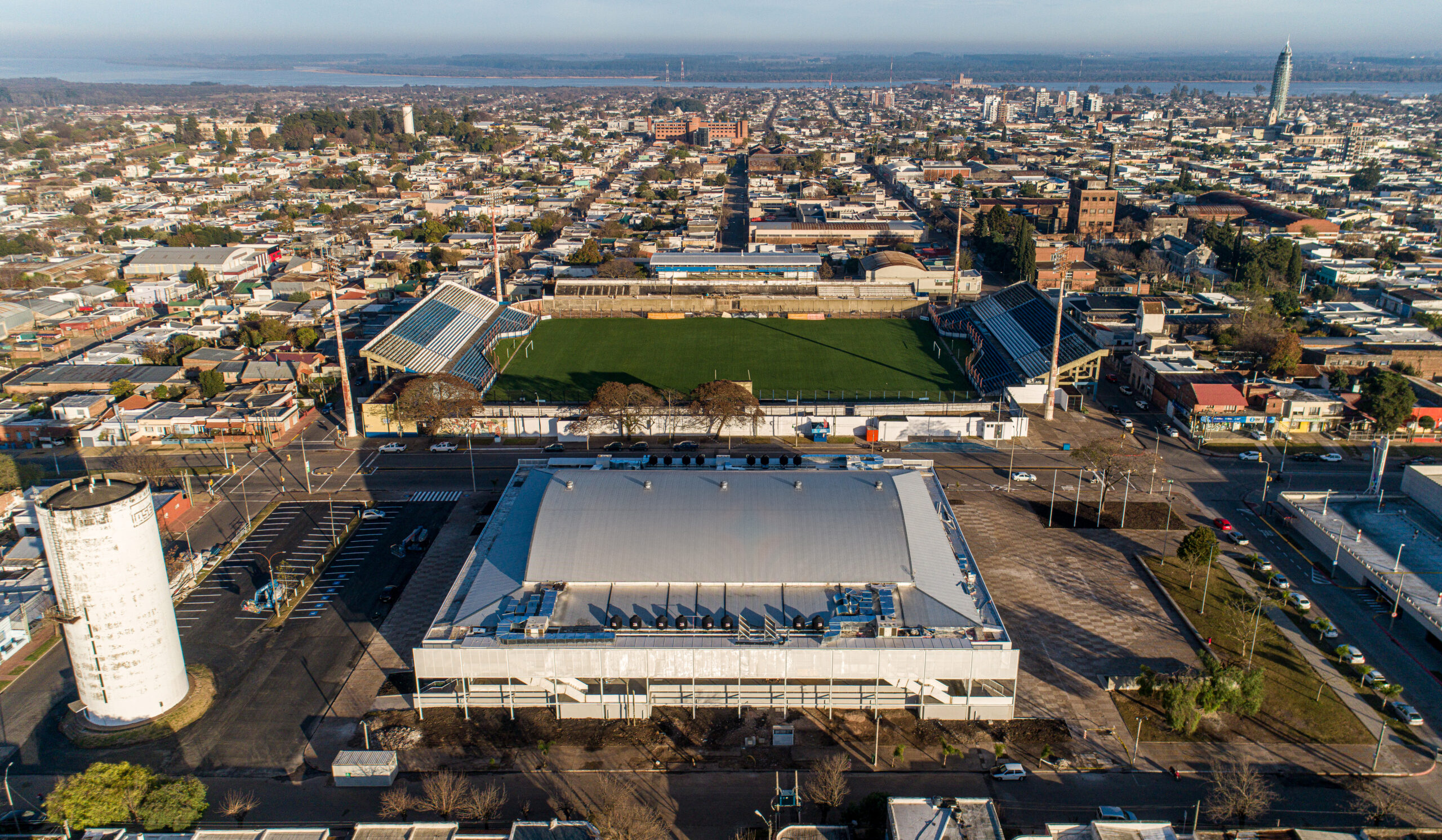 Estadio Multipropósito 8 de Junio OMM arquitectura